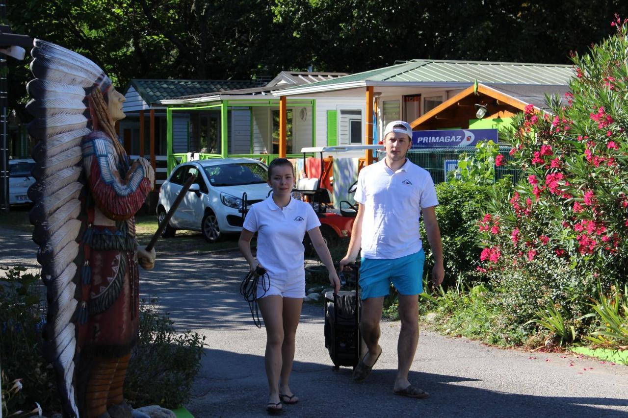 Paradis Family Des Issoux Camping