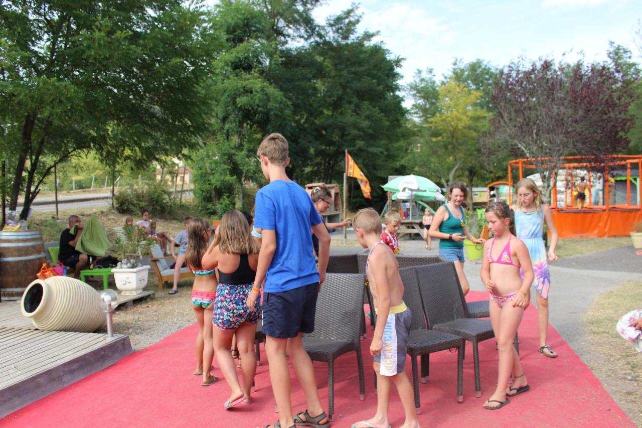Paradis Family Des Issoux Lalevade-d'Ardeche