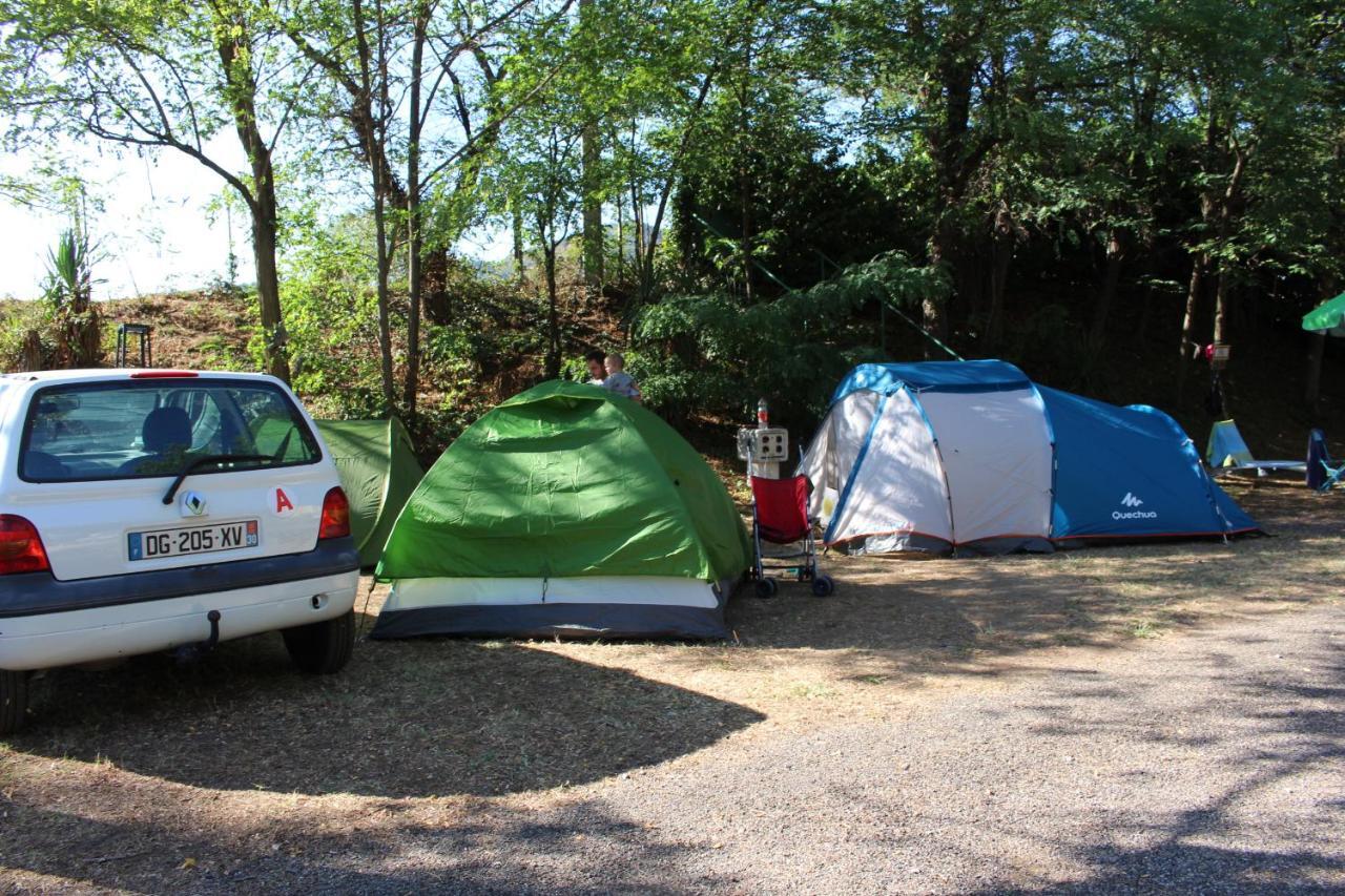 Paradis Family Des Issoux Campsite *