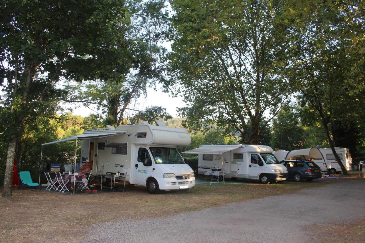 Paradis Family Des Issoux *